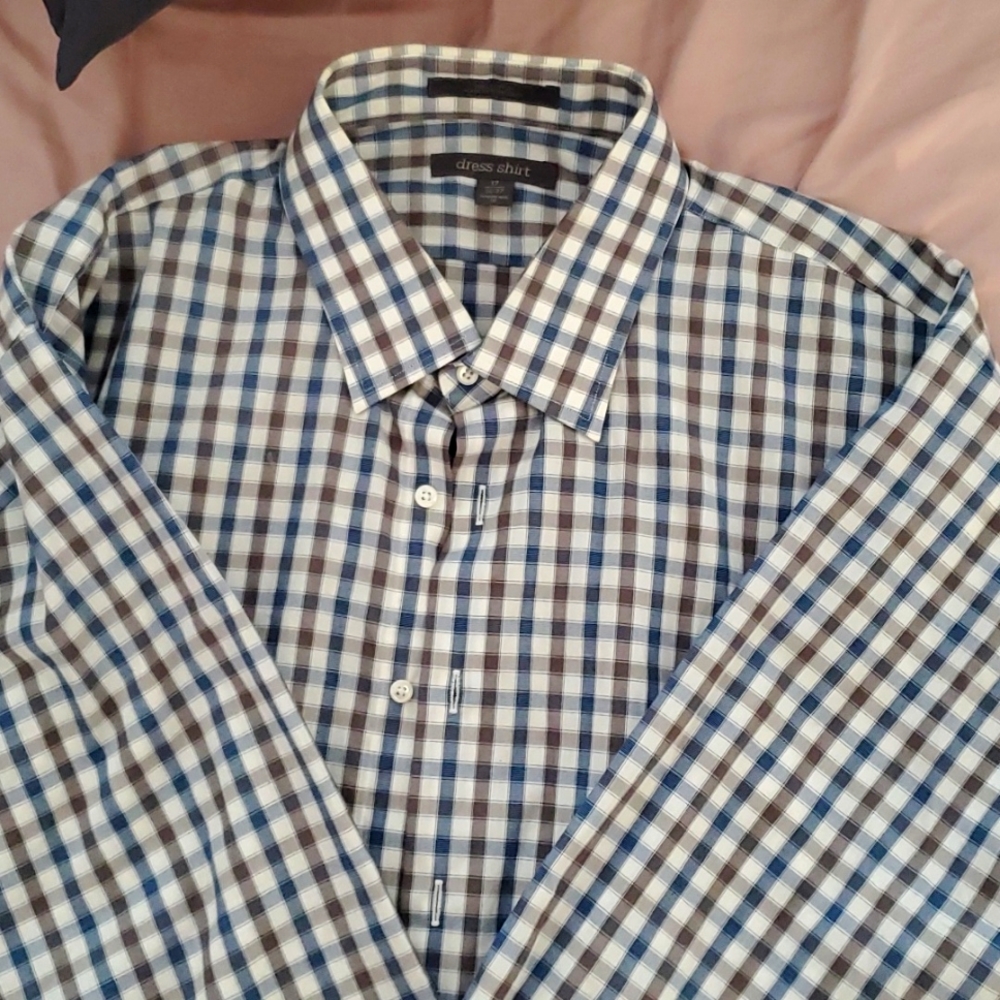 Men's dress shirt